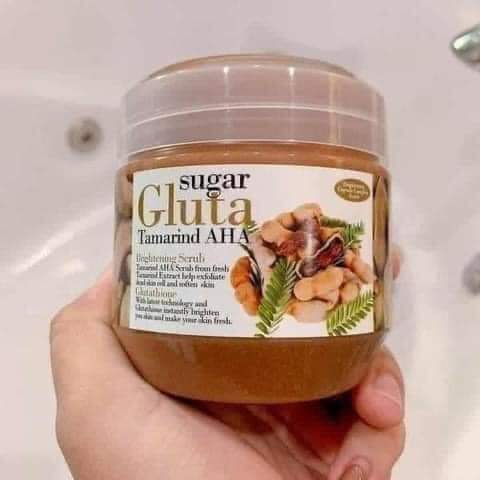 Sugar Gluta Scrub